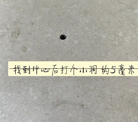 江油瓷砖空鼓维修公司专业解答在瓷砖铺贴过程中，如果砂料搅拌不均匀，将会带来以下问题